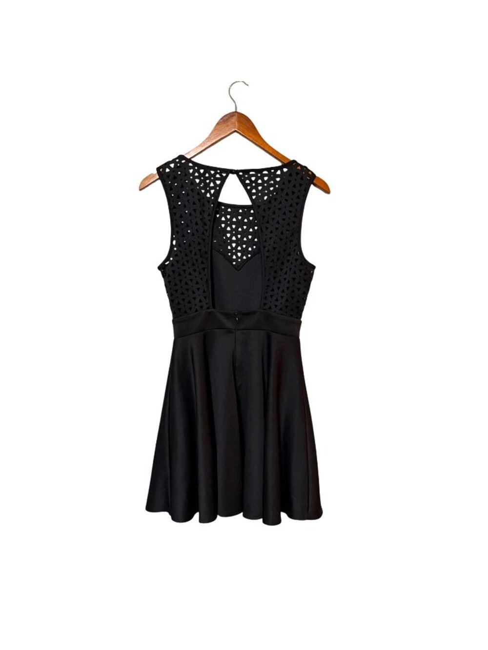 Black Sleeveless Fit & Flare Dress With Cutout Lace Details Size 7 Skater Goth - Picture 2 of 7